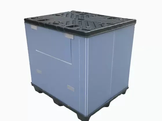 plastic stoage boxes