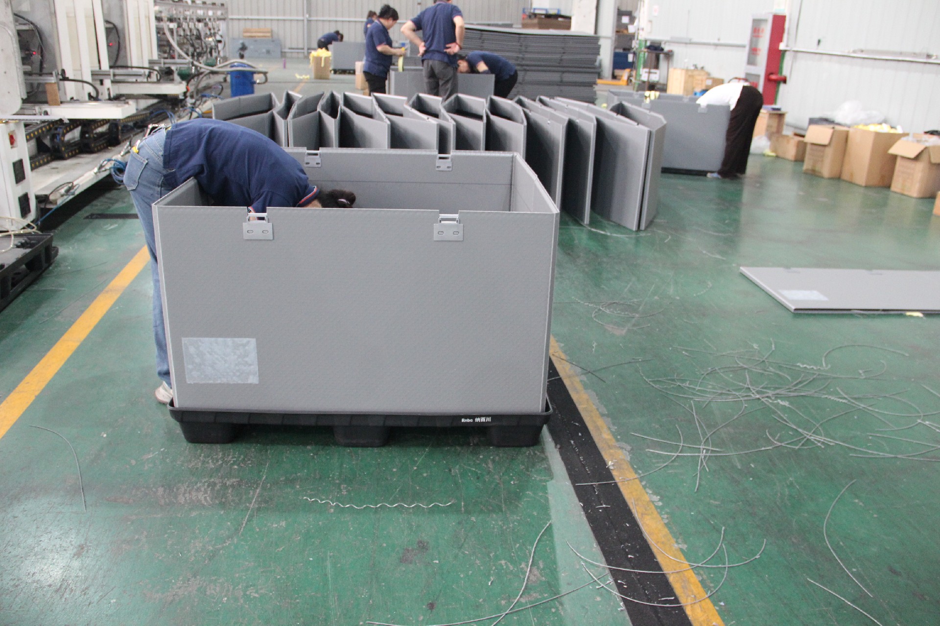 Super Light Express Box Made Of Corrugated Plastic Sheet