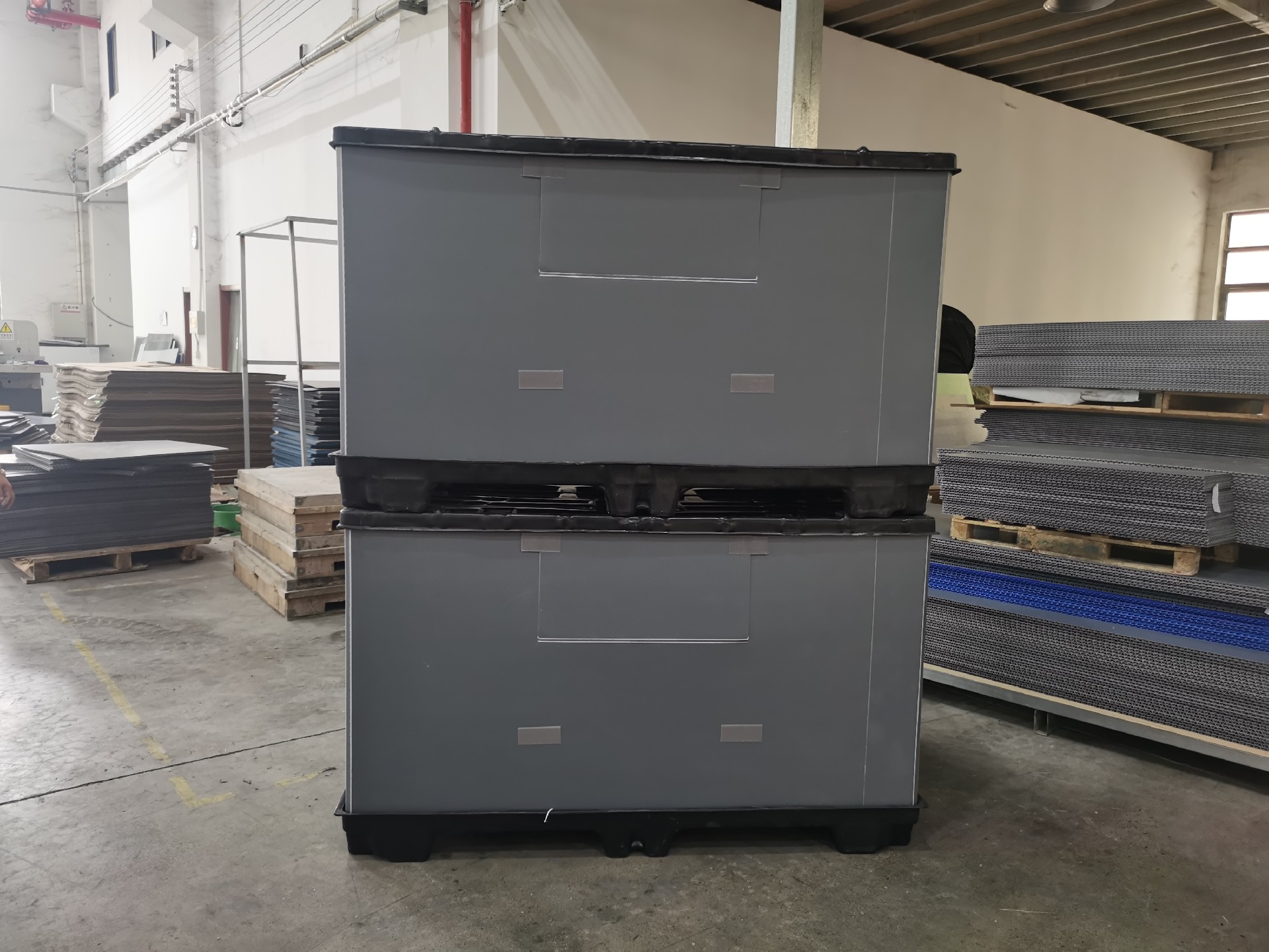 The Key Features of Collapsible Containers